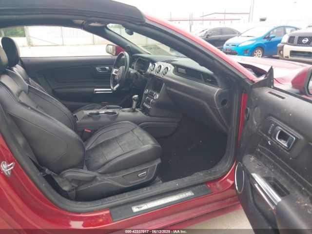 2019 FORD MUSTANG 1FATP8UH7K5148035 Photo 4