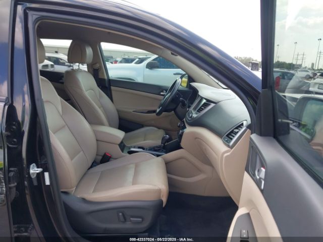 2018 HYUNDAI TUCSON KM8J33A42JU655670 Photo 4