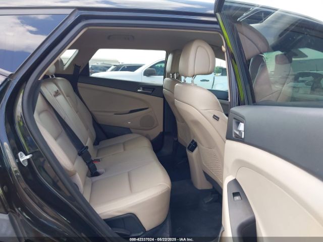 2018 HYUNDAI TUCSON KM8J33A42JU655670 Photo 7