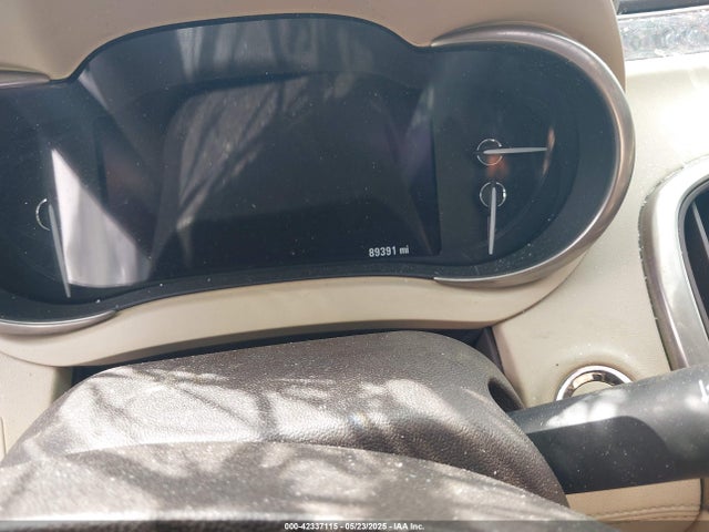 1G4GF5G31FF321427 Buick lfx