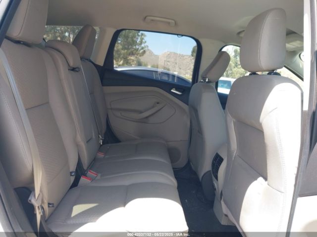 1FMCU0GD4JUA57205 Ford ESCAPE SE
