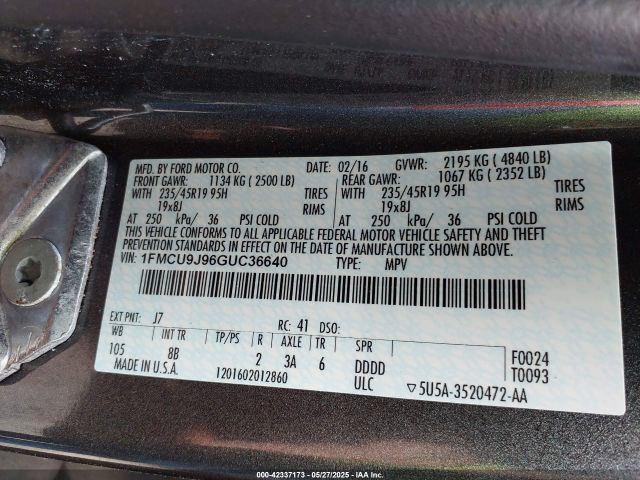1FMCU9J96GUC36640 Ford Escape Titanium