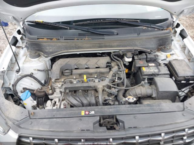 KMHRC8A3XNU188561 Hyundai Venue Sel