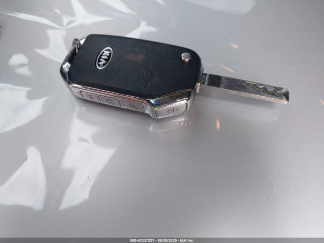3KPF24AD9ME291379 KIA FORTE FE
