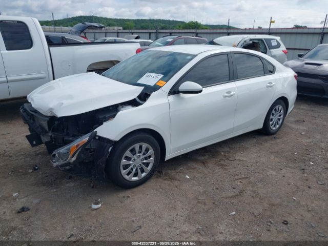 3KPF24AD9ME291379 KIA FORTE FE
