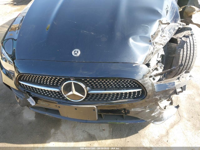 W1KZF8DB1MB001593 Mercedes-Benz m264