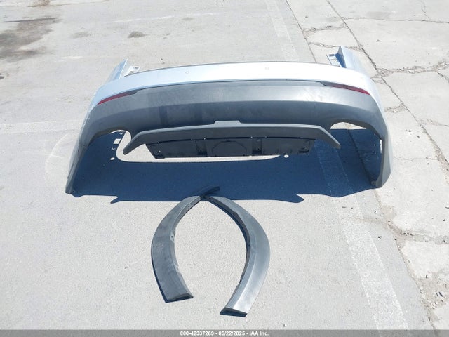 JTJYARBZ2G2027177 Lexus 8ar-fts