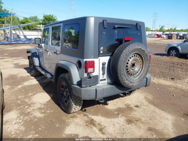 2010 JEEP WRANGLER UNLIMITED 1J4BA3H13AL104402 Photo 2