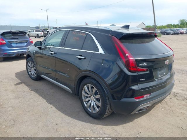 2020 CADILLAC XT4 1GYFZDR4XLF081159 Photo 2