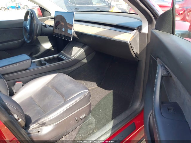 2022 TESLA MODEL Y 7SAYGDEE8NF349543 Photo 4