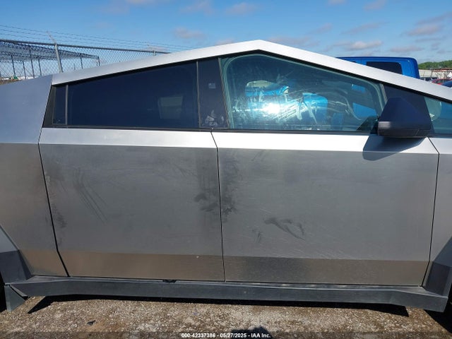 Tesla 2024 2024 7G2CEHED0RA028981 Image 12