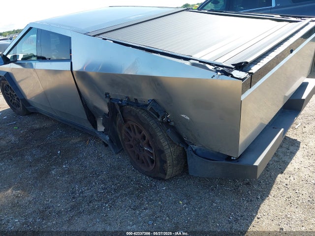 2024 TESLA CYBERTRUCK 7G2CEHED0RA028981 Photo 5