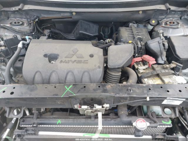 2017 MITSUBISHI OUTLANDER JA4AD3A35HZ057699 Photo 9