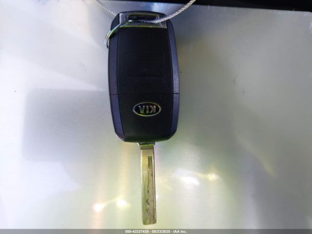 5XYPG4A38KG536055 KIA Sorento 2.4l Lx