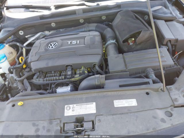 3VWD17AJ5FM214385 Volkswagen Jetta