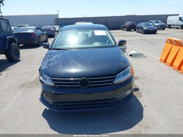 3VWD17AJ5FM214385 Volkswagen Jetta