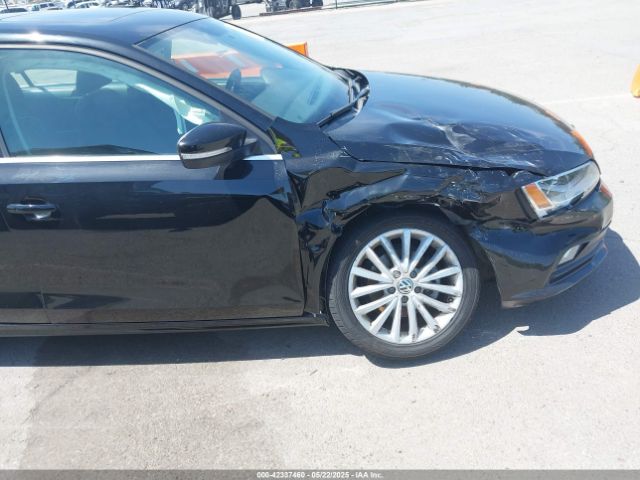 3VWD17AJ5FM214385 Volkswagen Jetta