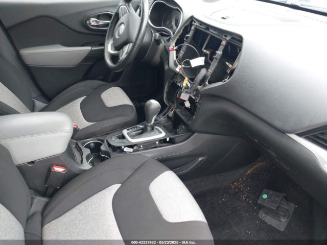 1C4PJMCS4EW178143 Jeep Cherokee Latitude