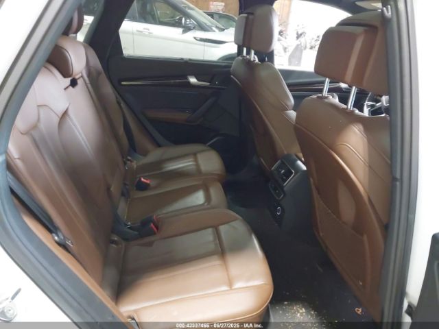 WA1BNAFY6K2016203 Audi Q5 45 Premium