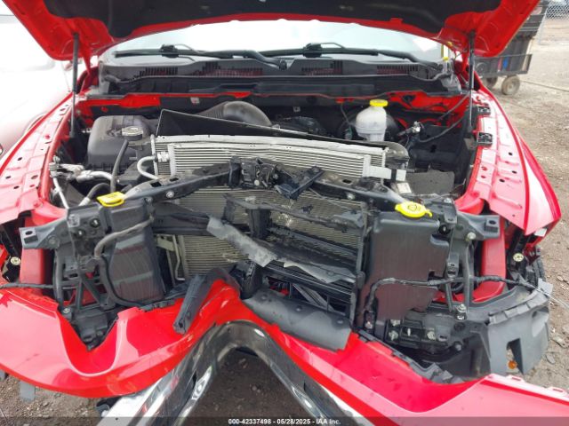 1C6RR6TT1LS135171 RAM 1500 Classic Slt  4x2 6'4 Box