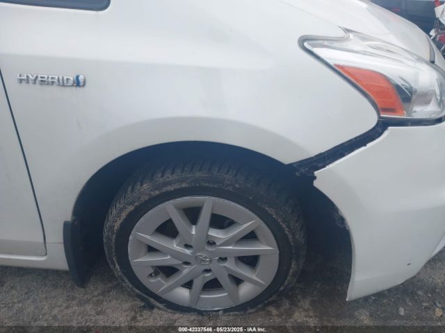 JTDZN3EU6EJ010412 Toyota Prius V Three