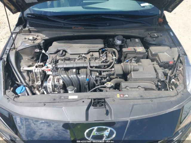 KMHLM4AG1NU352424 Hyundai ELANTRA SEL