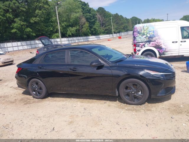 KMHLM4AG1NU352424 Hyundai ELANTRA SEL