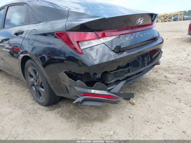 KMHLM4AG1NU352424 Hyundai ELANTRA SEL