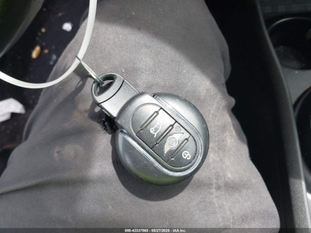 2017 MINI CLUBMAN WMWLU5C57H2E82004 Photo 10
