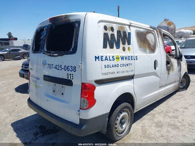 3N6CM0KN5HK722530 Nissan 2017