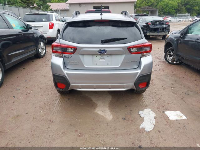 JF2GTAAC9M9393651 Subaru Crosstrek