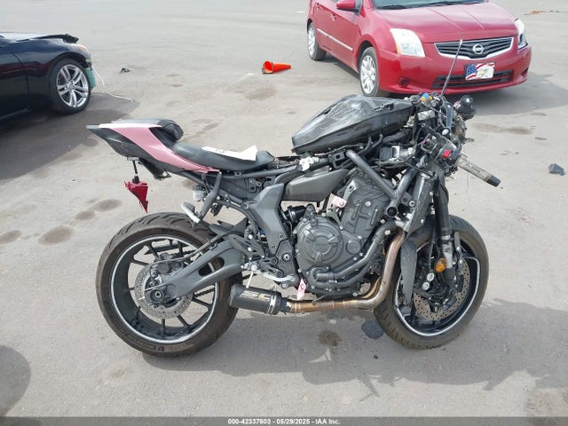 JYARM38E7RA013361 Yamaha Yzf690