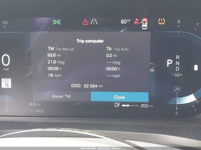 7JRL12TK0RG294377 Volvo S60 B5 Core Dark Theme