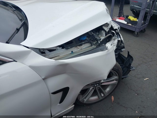 BMW 2018 2018 WBA4J1C58JBG79663 Image 18