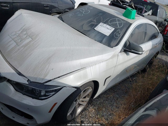 BMW 2018 2018 WBA4J1C58JBG79663 Image 2