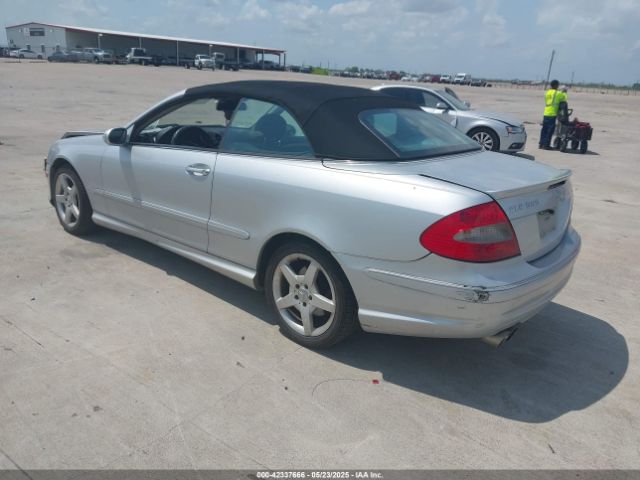 2007 MERCEDES-BENZ CLK 550 WDBTK72F47F223522 Photo 2