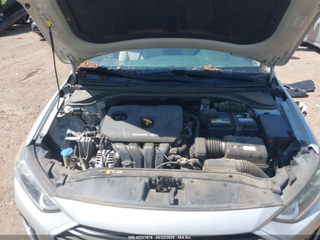 KMHD84LF5HU209560 Hyundai ELANTRA SE