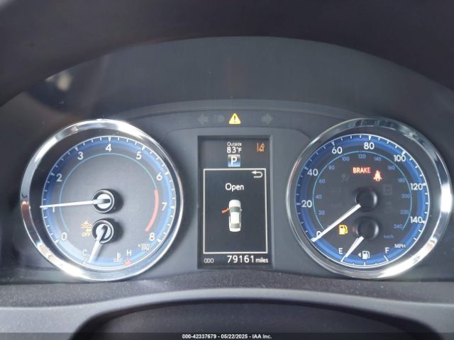 5YFBURHE1JP813372 Toyota Corolla Xle
