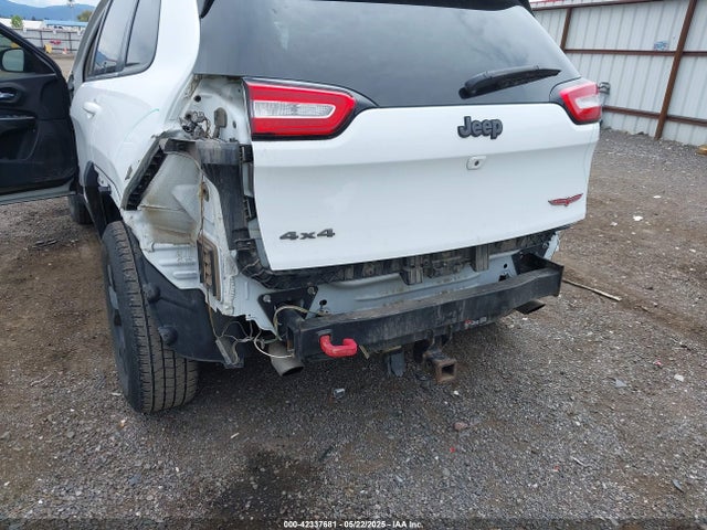 1C4PJMBS7HW538219 Jeep Cherokee Trailhawk 4x4