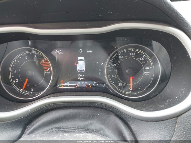 1C4PJMBS7HW538219 Jeep Cherokee Trailhawk 4x4