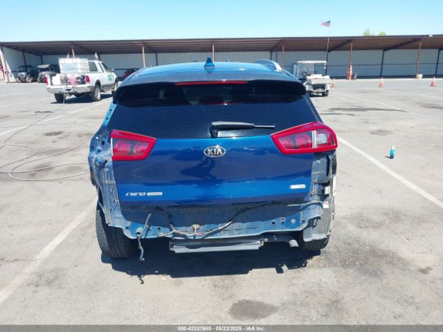 KNDCE3LC1H5043203 KIA Niro Touring