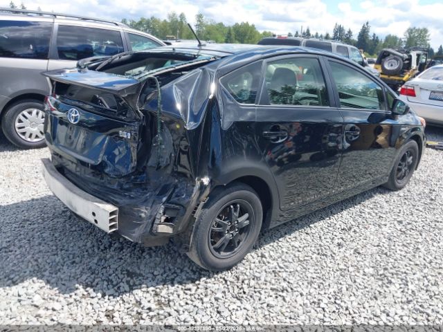 JTDKN3DU9F0417425 Toyota Prius Two