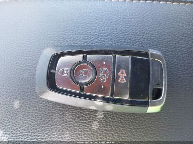 3FA6P0LU0HR313233 Ford 2.0l 4v atk hev