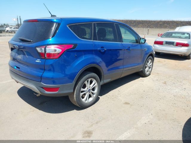 1FMCU9GD3HUE40373 Ford ESCAPE SE