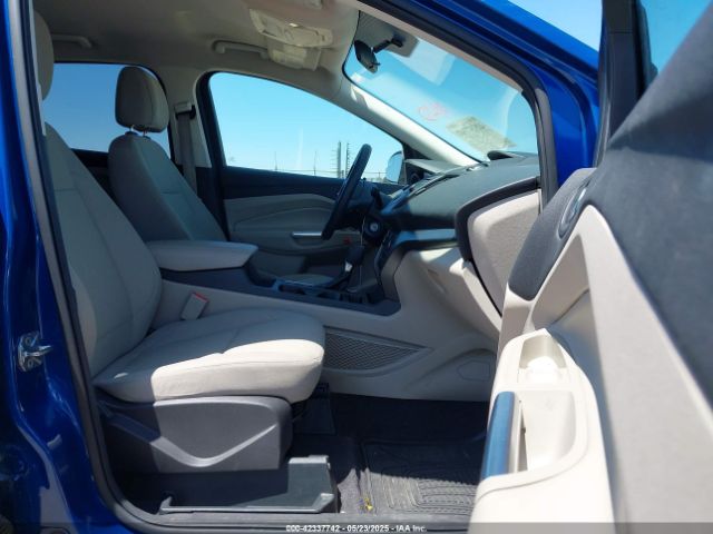 1FMCU9GD3HUE40373 Ford ESCAPE SE