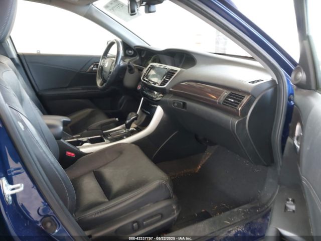 JHMCR6F76HC022961 Honda Accord Hybrid Touring