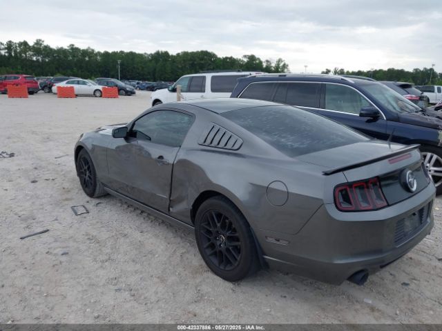 2014 FORD MUSTANG 1ZVBP8AM1E5258913 Photo 2