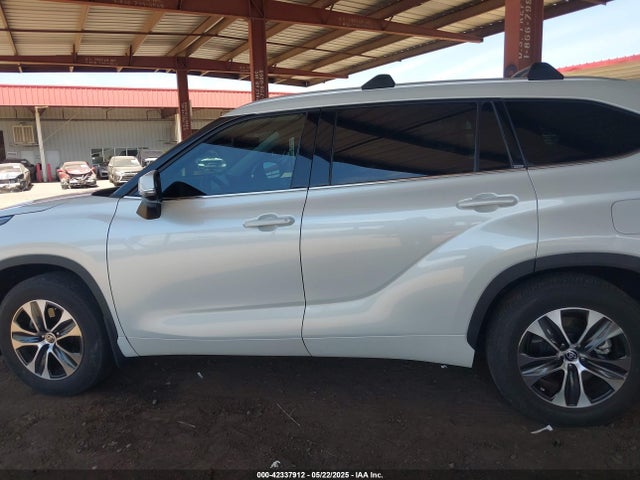 5TDHZRBH2NS185236 Toyota 2gr-fks
