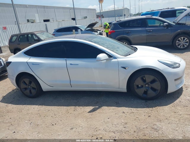 5YJ3E1EA3KF300254 Tesla 2019
