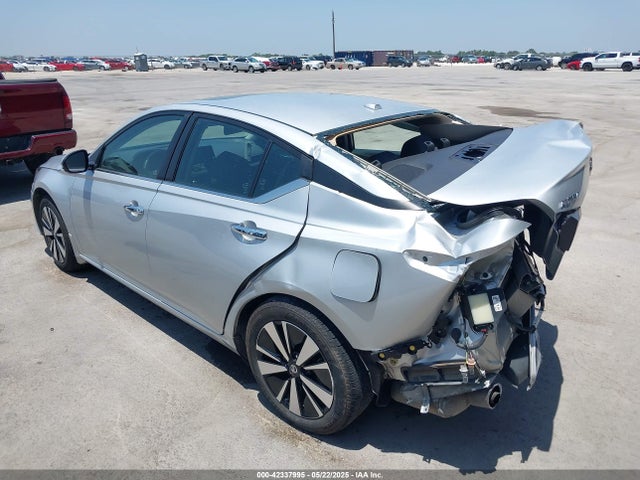Nissan 2022 2022 1N4BL4DV9NN356248 Image 19